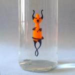 Flaschenteufel in Glasflasche